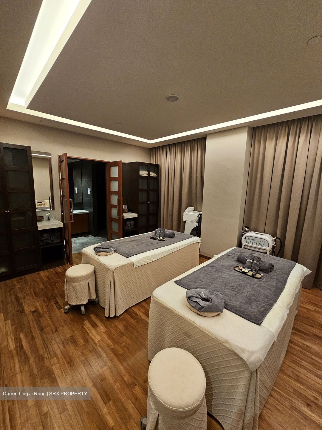 Marriott Hotel, Singapore (D9), Retail #588857981